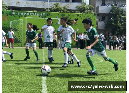 足坛感人故事：风雨同行，足球梦想的温暖旅程